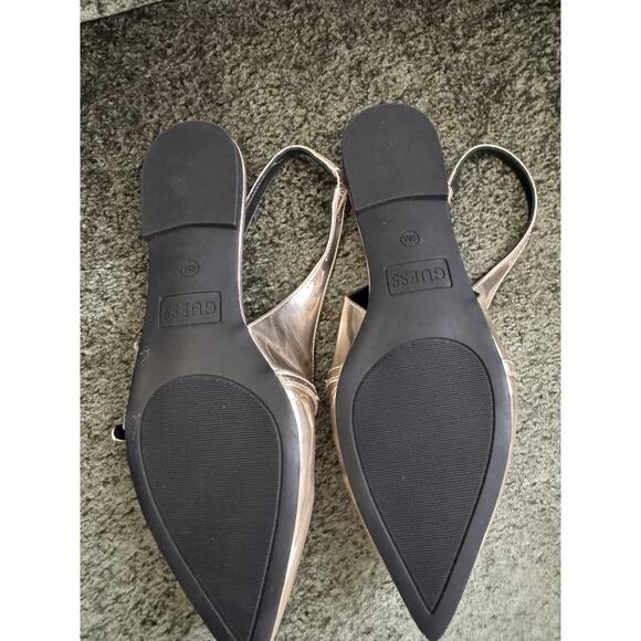 👻Guess Charm Gold Sling Back Flats 9 - Picture 5 of 8